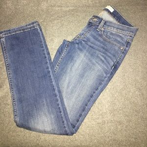 Levies women jeans